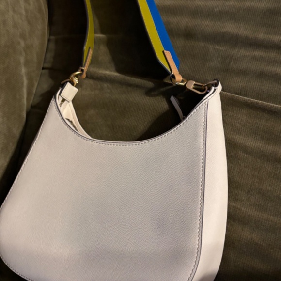 Tory Burch White Bag with Vibrant Strap - Picture 3 of 16